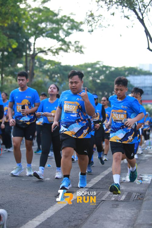 Race photo from Isoplus Run 2024 Surabaya