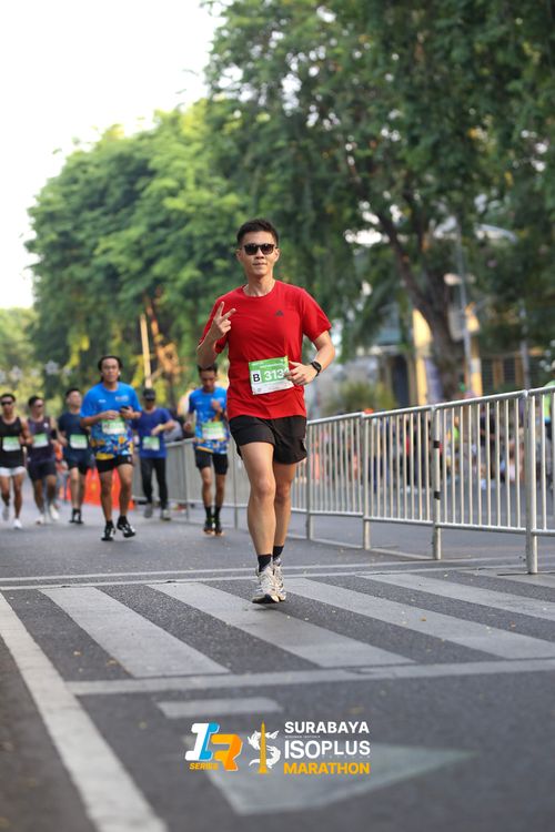 Race photo from SURABAYA ISOPLUS MARATHON 2025