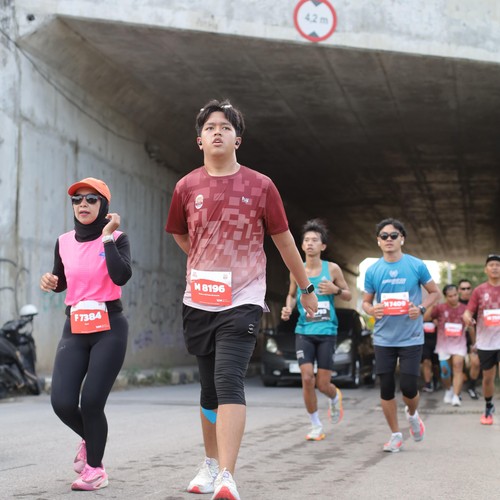 Race photo from KEDIRI HALF MARATHON 2026
