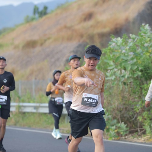 Race photo from KEDIRI HALF MARATHON 2026