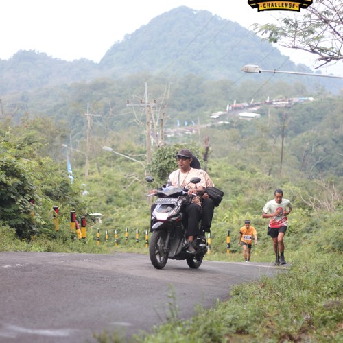 Race photo from KELUD VERTICAL CHALLENGE 2025