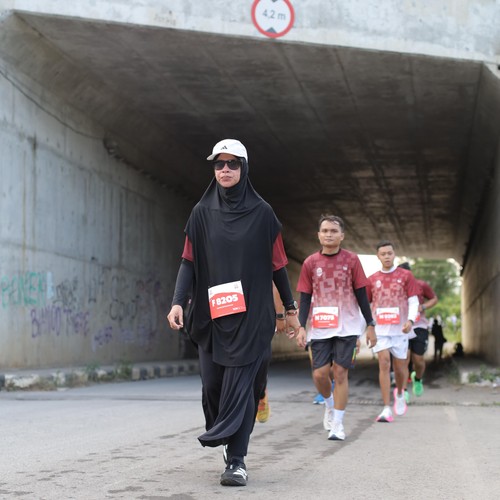 Race photo from KEDIRI HALF MARATHON 2026
