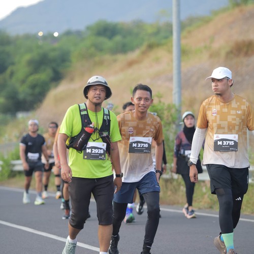 Race photo from KEDIRI HALF MARATHON 2026