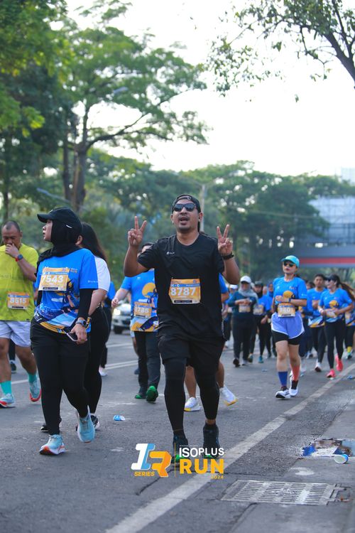 Race photo from Isoplus Run 2024 Surabaya