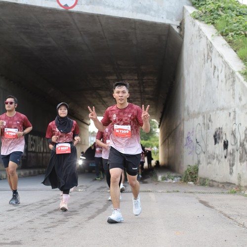 Race photo from KEDIRI HALF MARATHON 2026