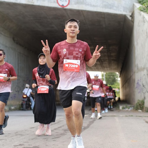 Race photo from KEDIRI HALF MARATHON 2026