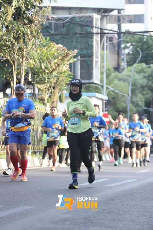 Race photo from Isoplus Run 2024 Surabaya