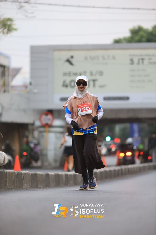 Race photo from SURABAYA ISOPLUS MARATHON 2025