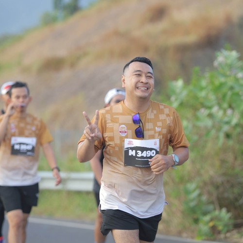 Race photo from KEDIRI HALF MARATHON 2026