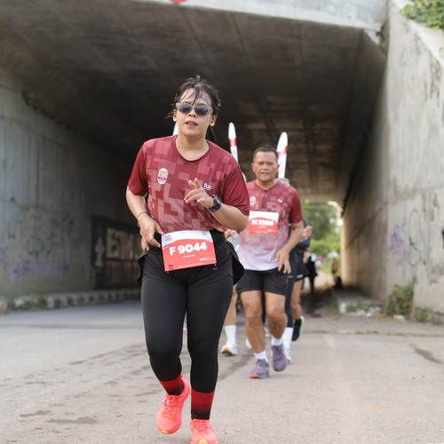 Race photo from KEDIRI HALF MARATHON 2026