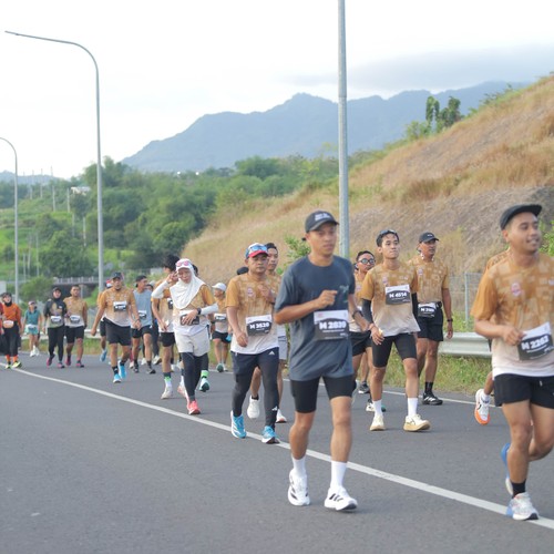 Race photo from KEDIRI HALF MARATHON 2026