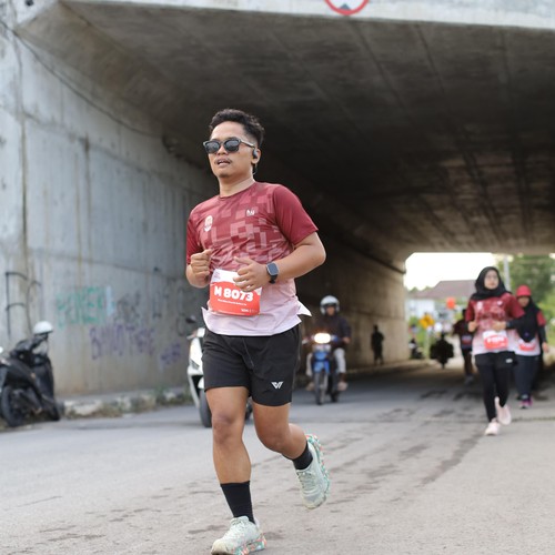 Race photo from KEDIRI HALF MARATHON 2026