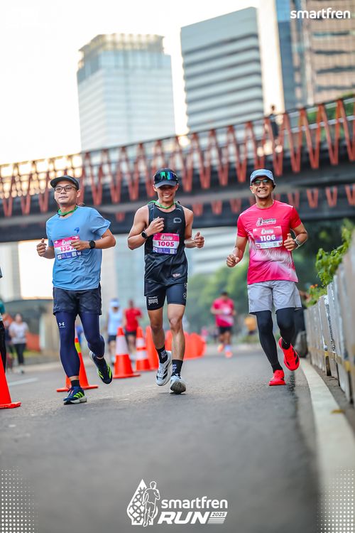 Race photo from Smartfren Run 2025 