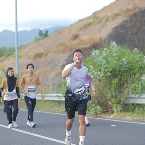 Race photo from KEDIRI HALF MARATHON 2026