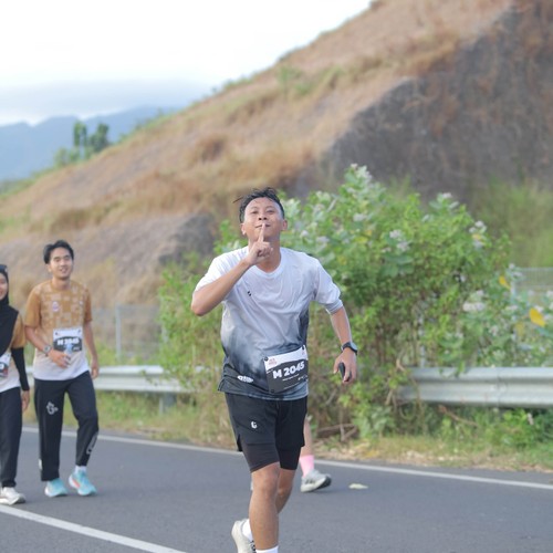 Race photo from KEDIRI HALF MARATHON 2026