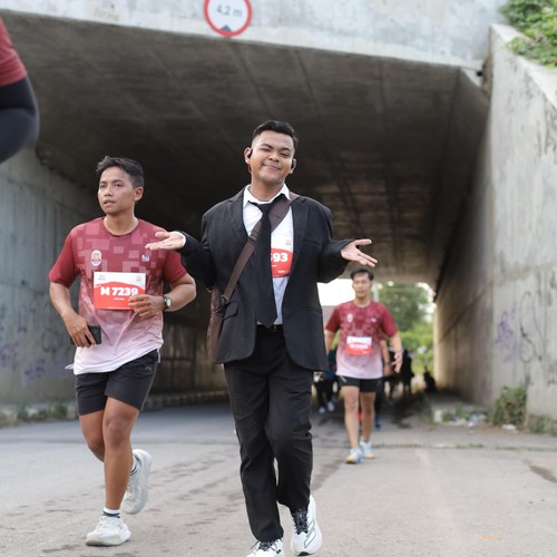 Race photo from KEDIRI HALF MARATHON 2026