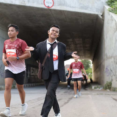 Race photo from KEDIRI HALF MARATHON 2026