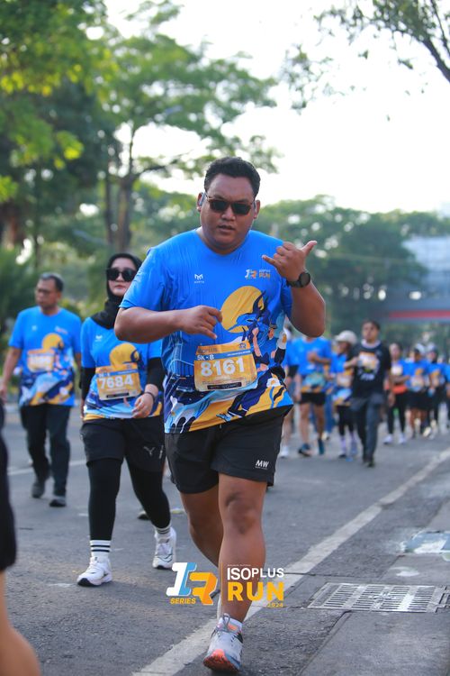 Race photo from Isoplus Run 2024 Surabaya