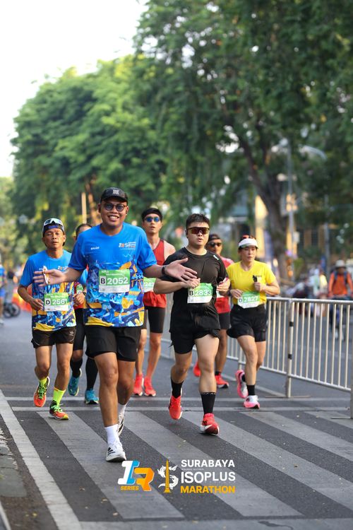 Race photo from SURABAYA ISOPLUS MARATHON 2025