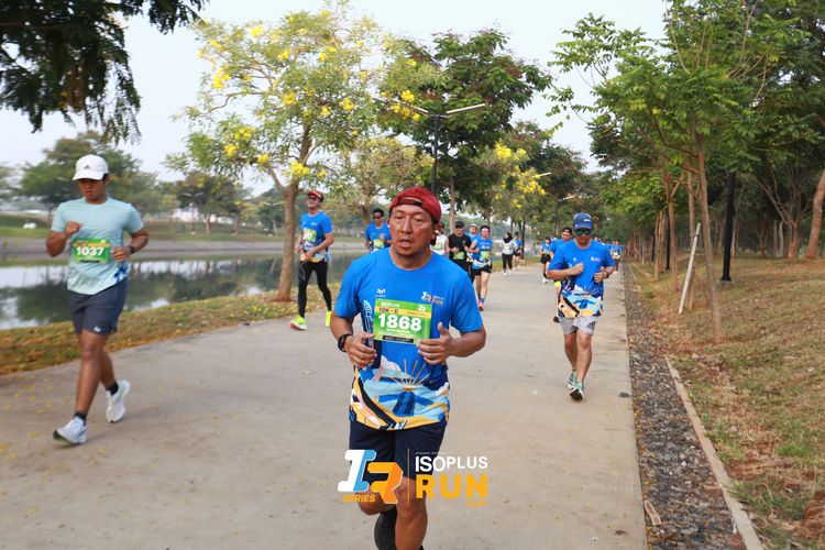Race photo from ISOPlus Run 2024 Jakarta