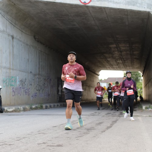 Race photo from KEDIRI HALF MARATHON 2026