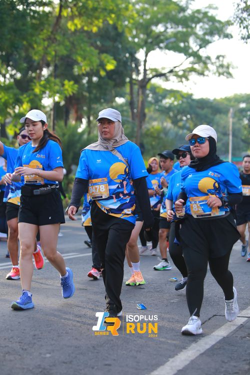Race photo from Isoplus Run 2024 Surabaya