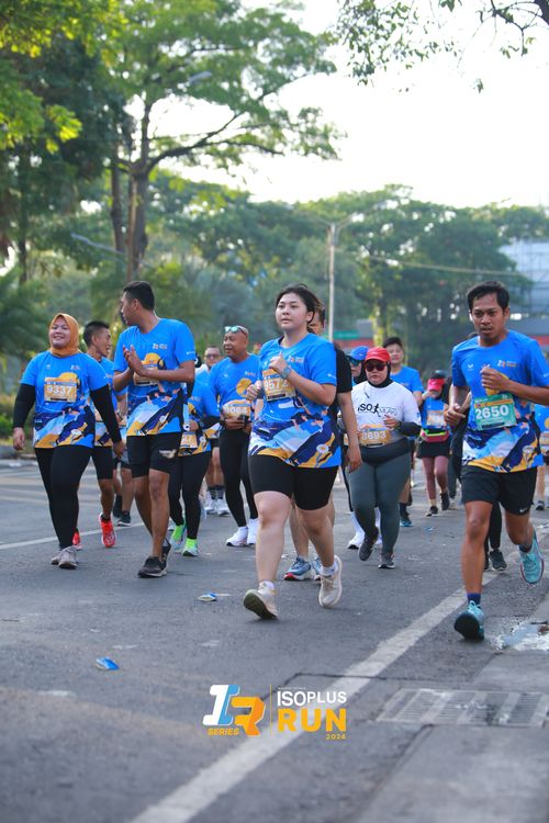 Race photo from Isoplus Run 2024 Surabaya
