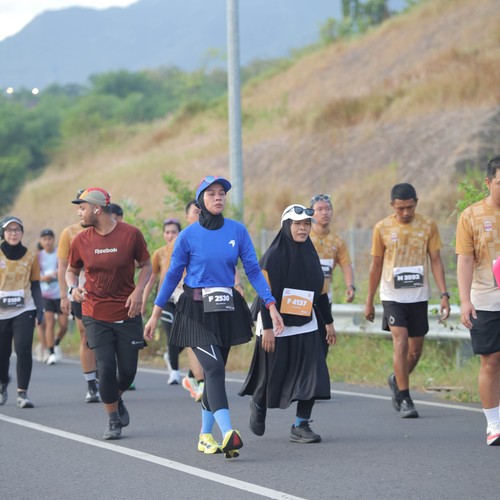Race photo from KEDIRI HALF MARATHON 2026