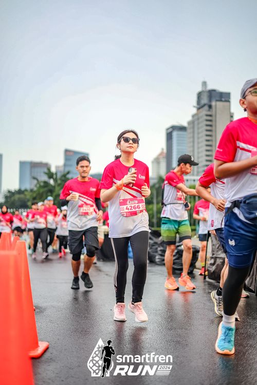 Race photo from Smartfren Run 2024