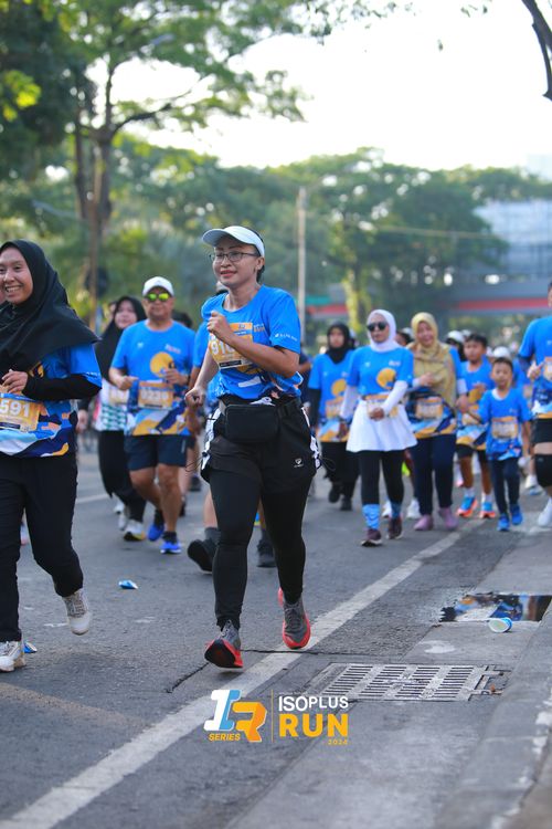 Race photo from Isoplus Run 2024 Surabaya
