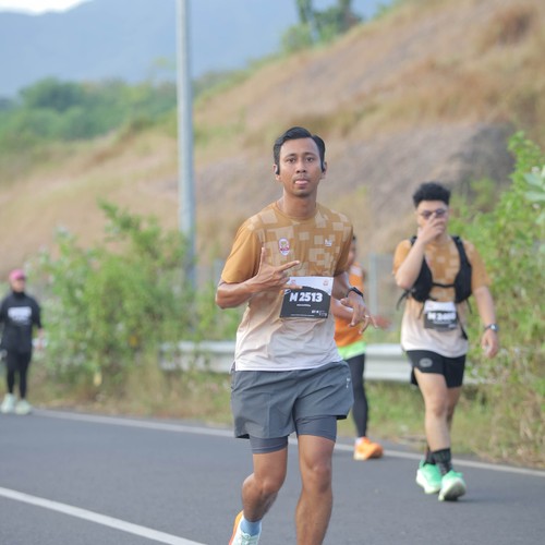 Race photo from KEDIRI HALF MARATHON 2026