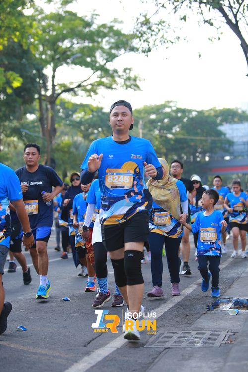 Race photo from Isoplus Run 2024 Surabaya
