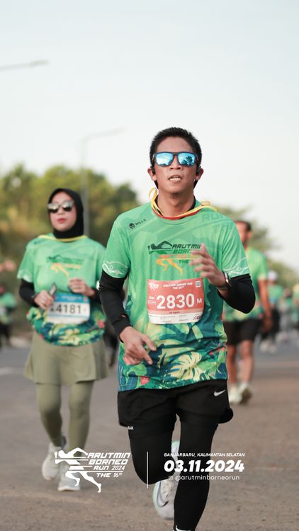 Race photo from Arutmin Borneo Run 2024