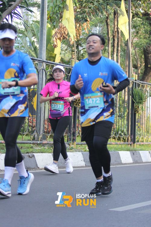 Race photo from Isoplus Run 2024 Surabaya