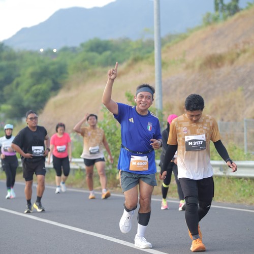 Race photo from KEDIRI HALF MARATHON 2026
