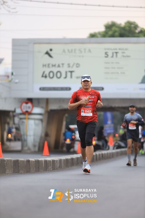 Race photo from SURABAYA ISOPLUS MARATHON 2025