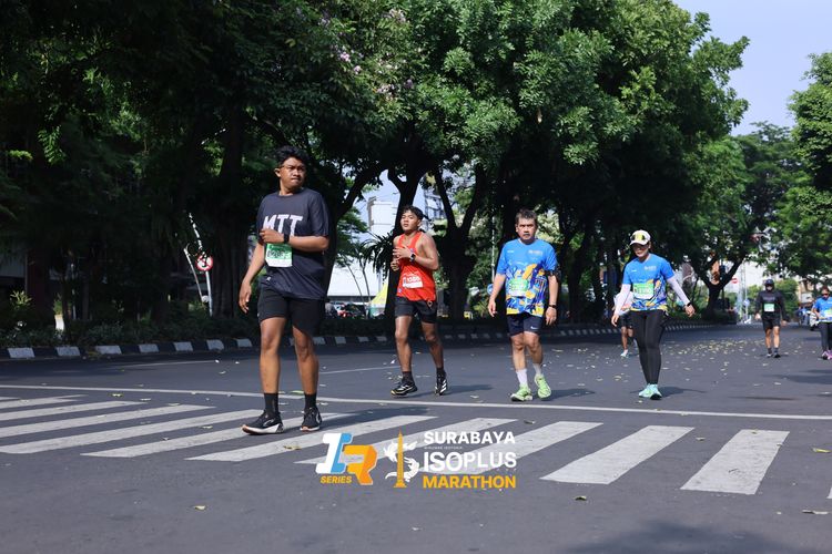 Race photo from SURABAYA ISOPLUS MARATHON 2025