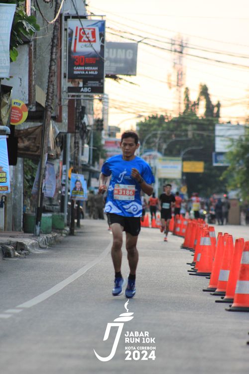 Race photo from Jabar Run 10K 2024