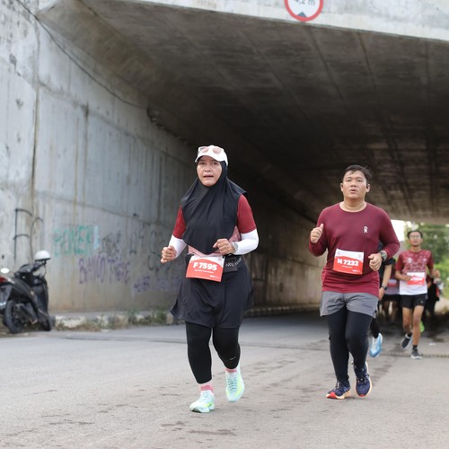 Race photo from KEDIRI HALF MARATHON 2026