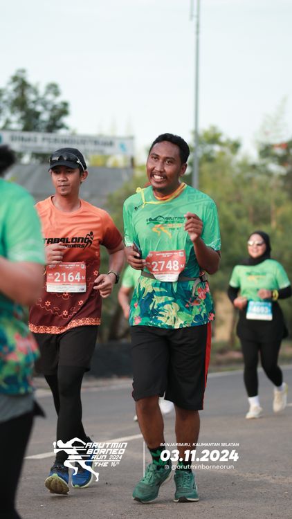Race photo from Arutmin Borneo Run 2024