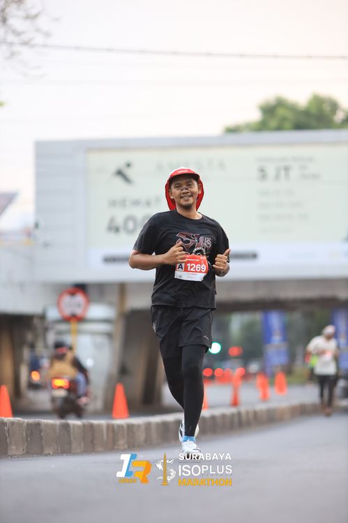 Race photo from SURABAYA ISOPLUS MARATHON 2025