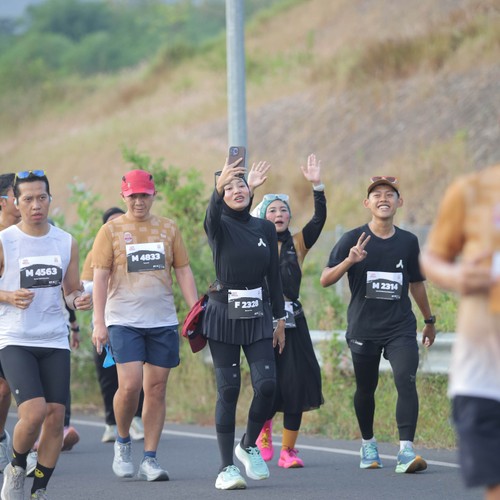 Race photo from KEDIRI HALF MARATHON 2026