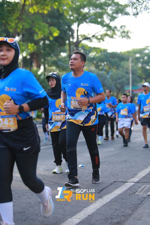 Race photo from Isoplus Run 2024 Surabaya