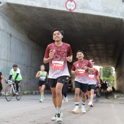 Race photo from KEDIRI HALF MARATHON 2026
