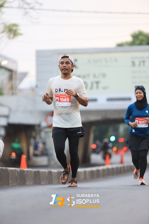 Race photo from SURABAYA ISOPLUS MARATHON 2025