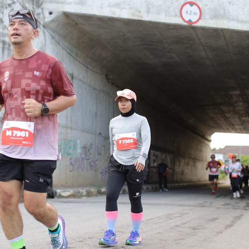 Race photo from KEDIRI HALF MARATHON 2026