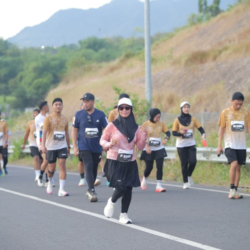 Race photo from KEDIRI HALF MARATHON 2026