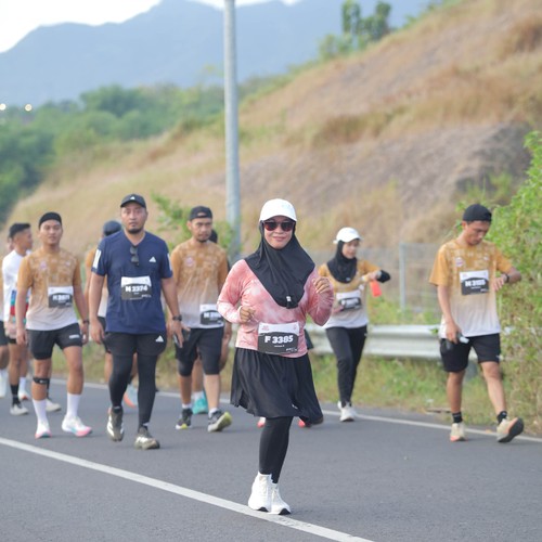 Race photo from KEDIRI HALF MARATHON 2026