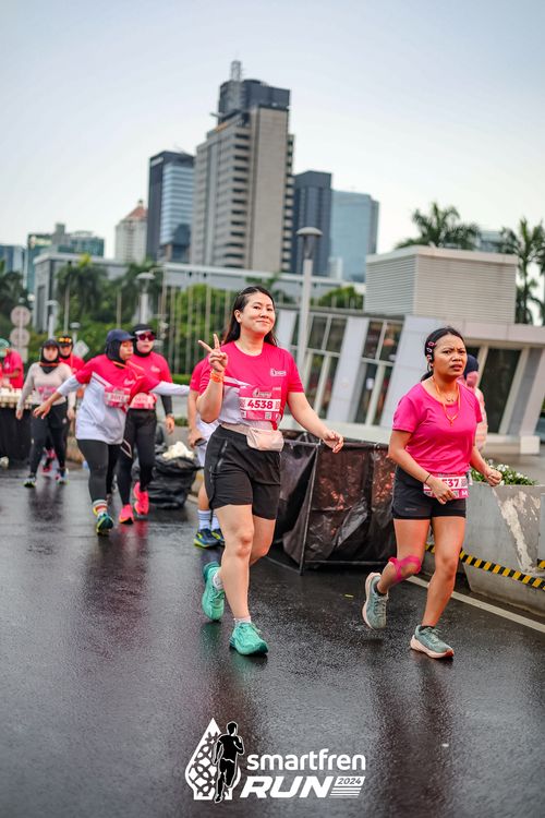 Race photo from Smartfren Run 2024