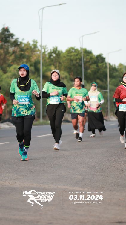 Race photo from Arutmin Borneo Run 2024